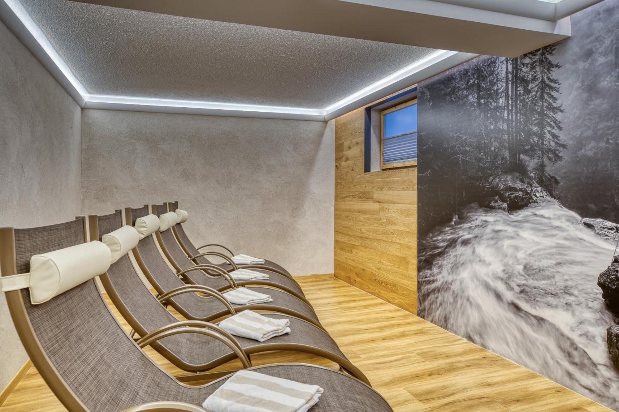 Hotel Jaegerhof Oetz Exteriér fotografie